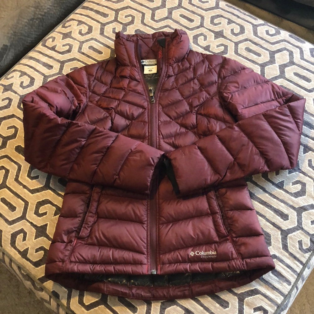 Columbia titanium down jacket